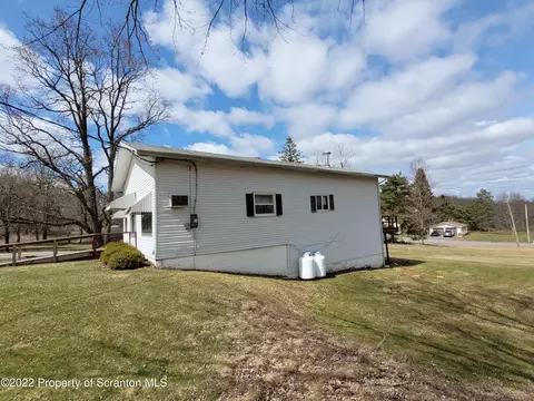 776 Main St, Laporte, PA 18626 photo 5