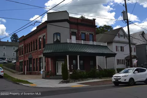 1101 Cedar Ave, Scranton, PA 18505 photo 2