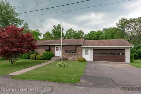 116 Riverview Ln, Jermyn, PA 18433