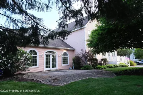 2530 Birney Ave, Scranton, PA 18505 photo 4