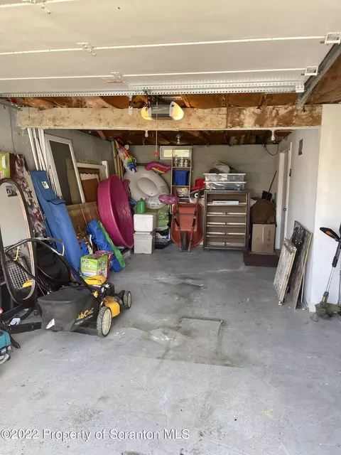 140 Taroli St, Old Forge, PA 18518 photo 30