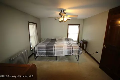 407 Center St, Old Forge, PA 18518 photo 23