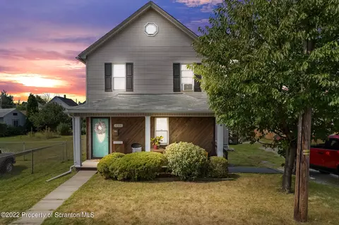 634 Bednar St, Dunmore, PA 18512