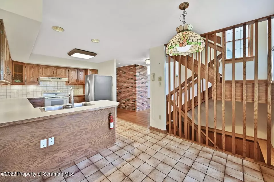  2181 Becks Crossing Rd, Madison Township, PA 18444 photo 13