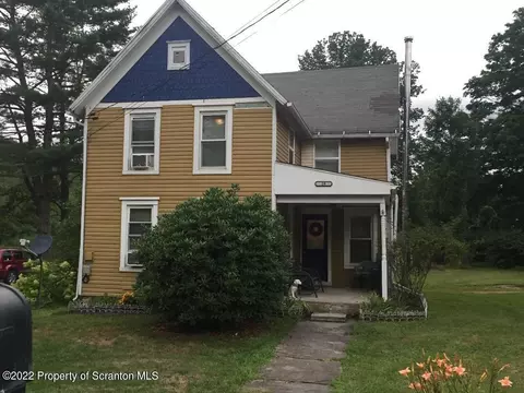 29 Main St, Hop Bottom, PA 18824