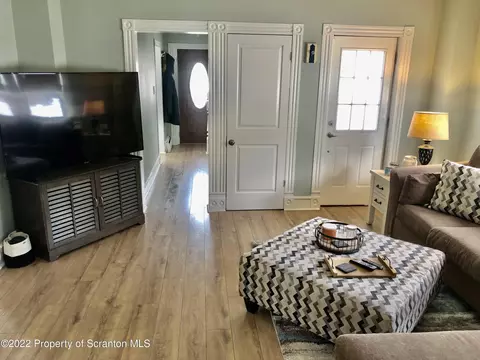 524 Spring St, Moosic, PA 18507 photo 26