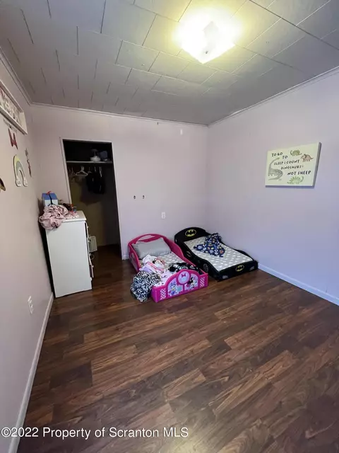 525 Florin St, Scranton, PA 18509 photo 12
