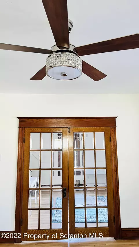 531 E Pine St, Olyphant, PA 18447 photo 34