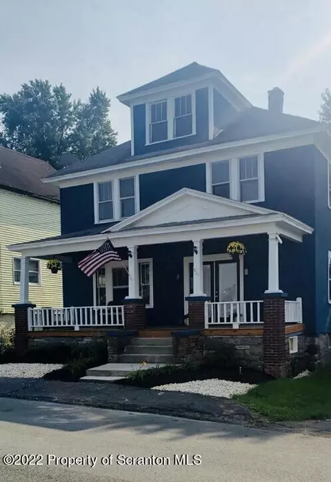 531 E Pine St, Olyphant, PA 18447 photo 3