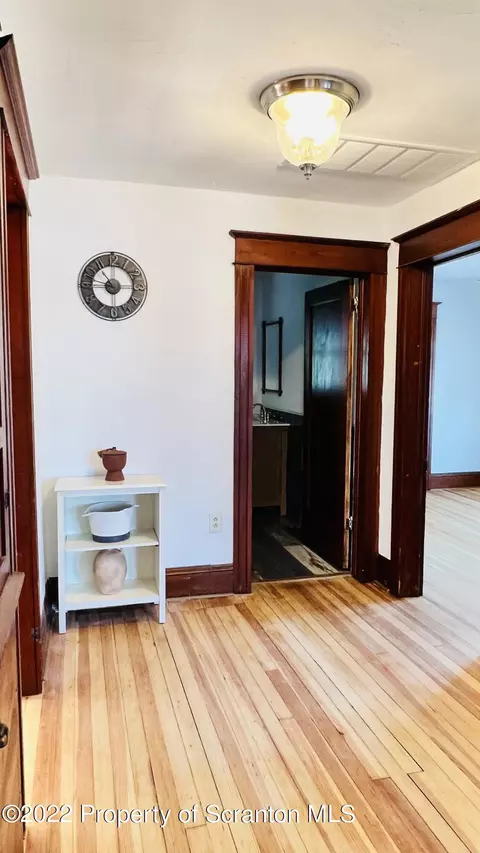 531 E Pine St, Olyphant, PA 18447 photo 43