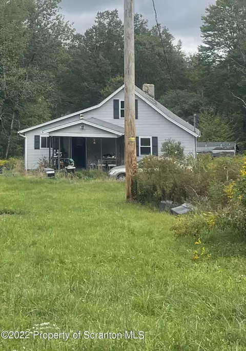 2194 Creek Rd, Union Dale, PA 18470