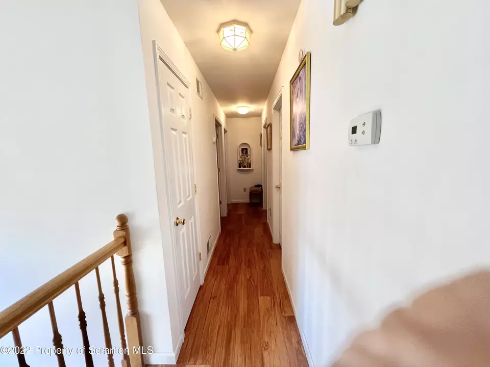  104 Girard Dr, Scranton, PA 18504 photo 7