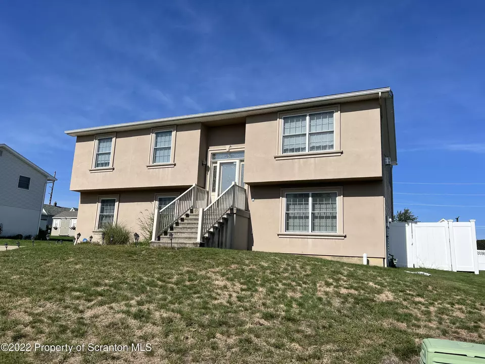  104 Girard Dr, Scranton, PA 18504 photo 29