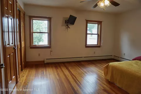 545 E Pine St, Olyphant, PA 18447 photo 26