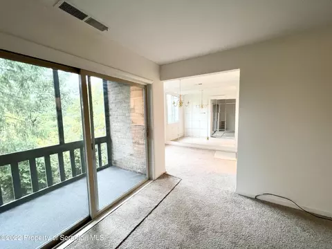 1406 Summit Pointe, Scranton, PA 18508 photo 5
