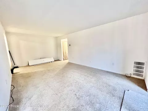1406 Summit Pointe, Scranton, PA 18508 photo 6