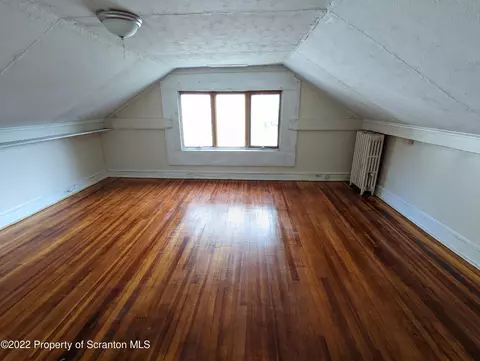 169 E Pine St, Dunmore, PA 18512 photo 16