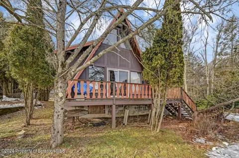 14 Winter Pl, Union Dale, PA 18470