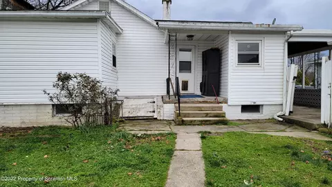 133 Howard St, Old Forge, PA 18518 photo 39