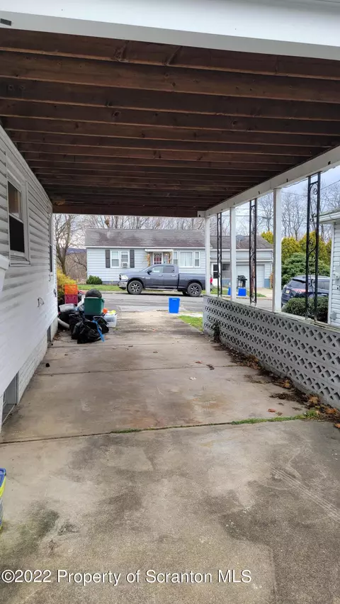 133 Howard St, Old Forge, PA 18518 photo 38