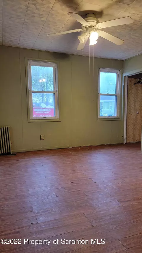 133 Howard St, Old Forge, PA 18518 photo 20