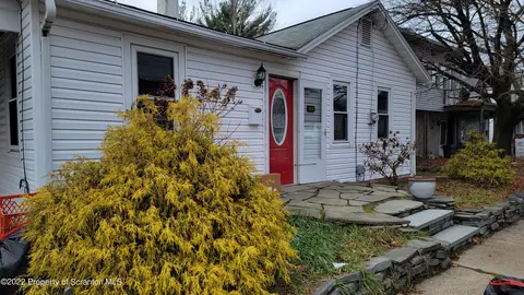 133 Howard St, Old Forge, PA 18518 photo 1