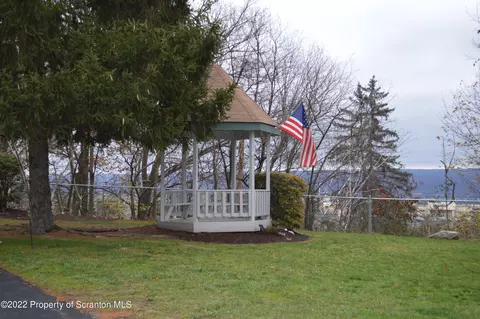 1203 Summit Pointe, Scranton, PA 18508 photo 27