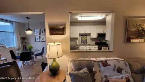 1506 Summit Pointe, Scranton, PA 18508 photo 9