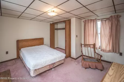 705 Fallon St, Old Forge, PA 18518 photo 13