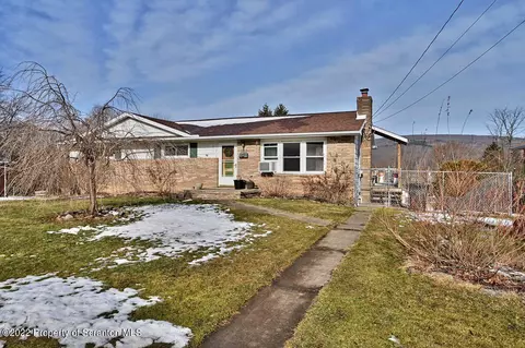 703 Third St, Eynon, PA 18403 photo 46