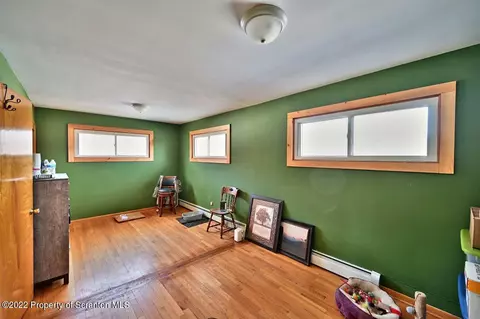 703 Third St, Eynon, PA 18403 photo 37
