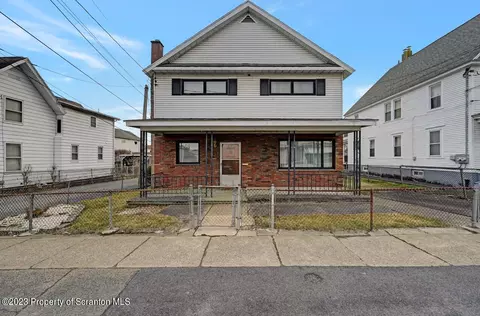 713- 715 Court St, Scranton, PA 18508