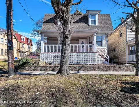 1414 Monsey Ave, Scranton, PA 18501