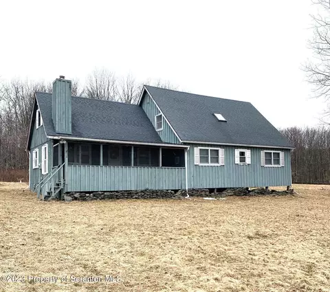 2995 Creek Rd, Union Dale, PA 18470