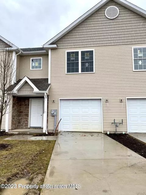 Unit 2 Shadow Wood Circle, Archbald, PA 18403