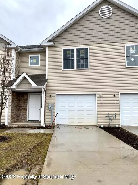 Unit 3 Shadow Wood Circle, Archbald, PA 18403