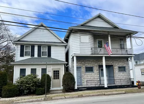 302 S Valley Ave, Olyphant, PA 18447