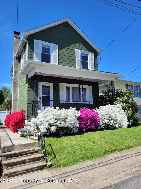1236 Franklin St, Old Forge, PA 18518