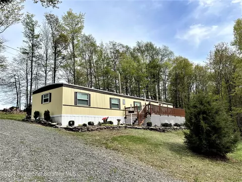 857 Hunsinger Rd, Springville, PA 18844