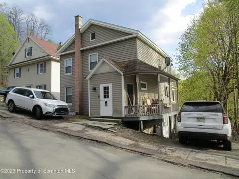 34 Grand St, Susquehanna, PA 18847