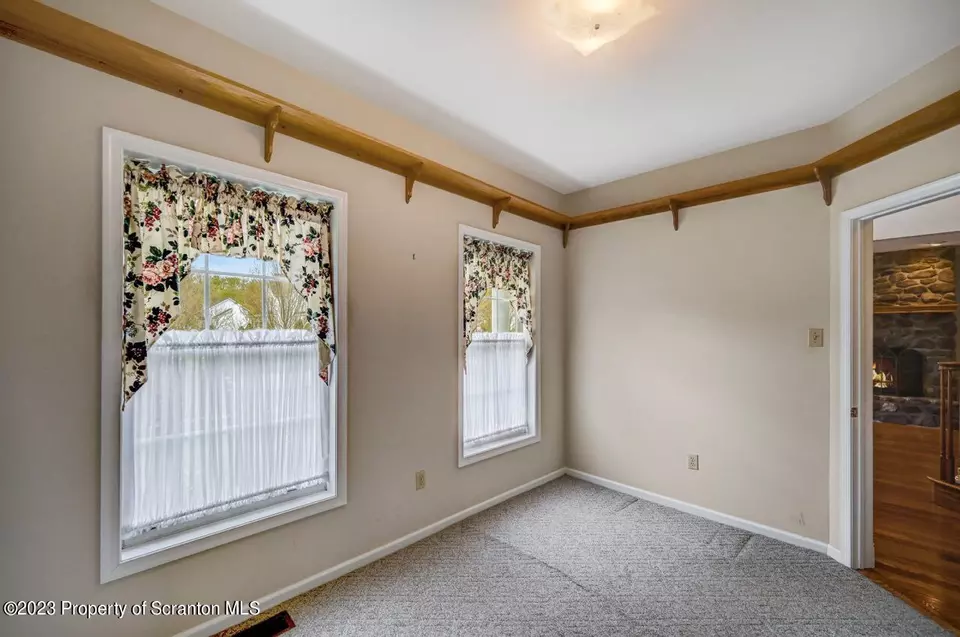  925 Parkview Rd, Moscow, PA 18444 photo 34