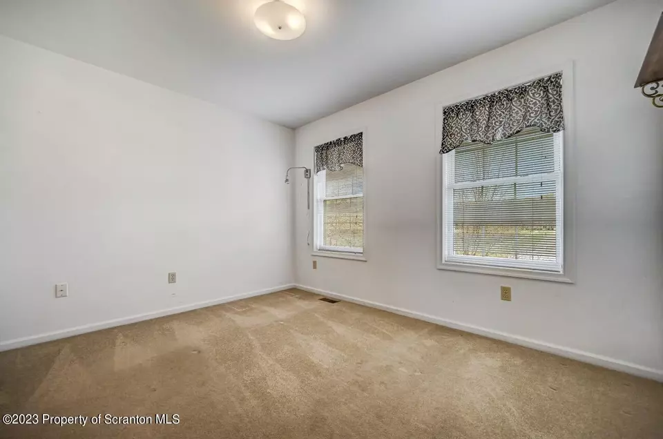  925 Parkview Rd, Moscow, PA 18444 photo 54