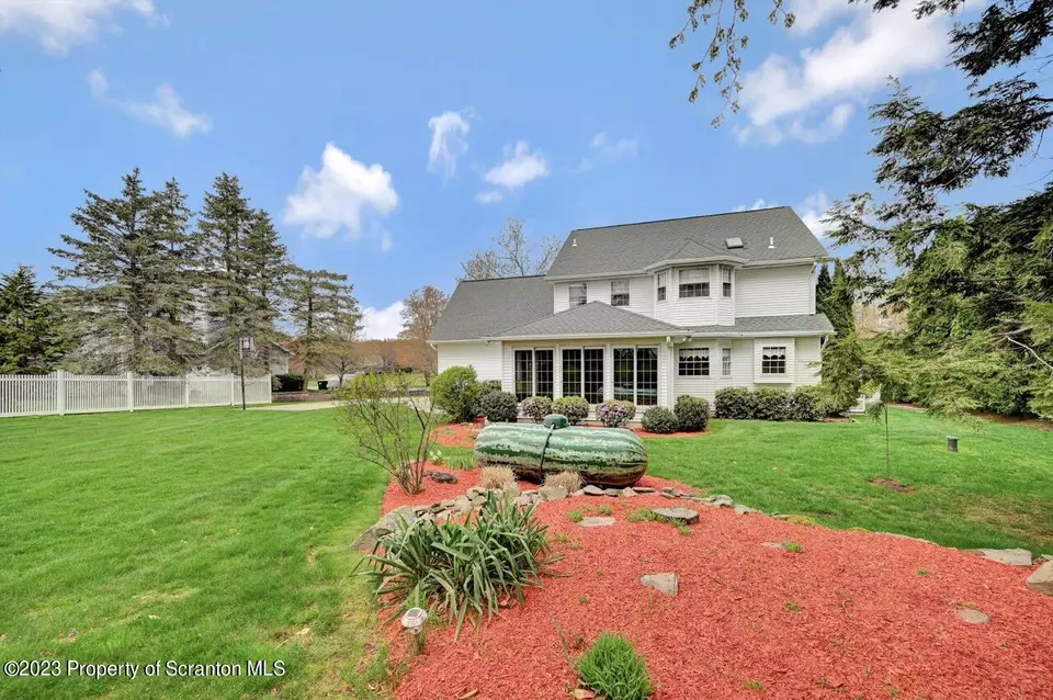  925 Parkview Rd, Moscow, PA 18444 photo 67