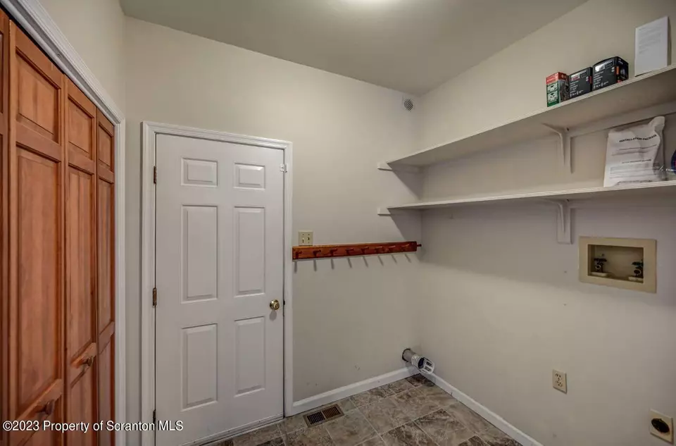  925 Parkview Rd, Moscow, PA 18444 photo 60