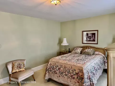 204 Moosic Rd, Old Forge, PA 18518 photo 22