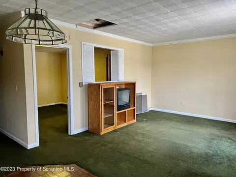 204 Moosic Rd, Old Forge, PA 18518 photo 27