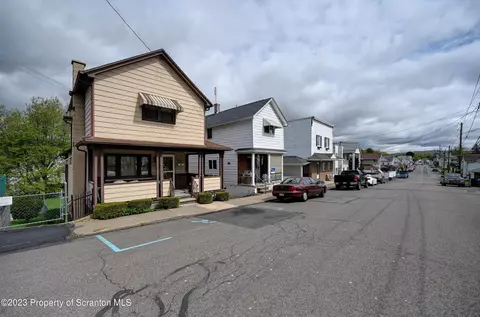 318 2nd Ave, Jessup, PA 18434