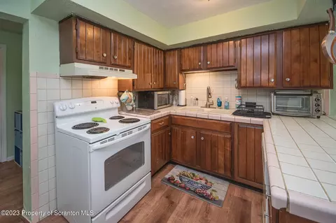 126 Forge St, Old Forge, PA 18518 photo 7