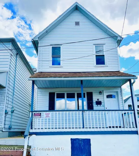 38 Bell Ln, Wilkes-barre, PA 18702