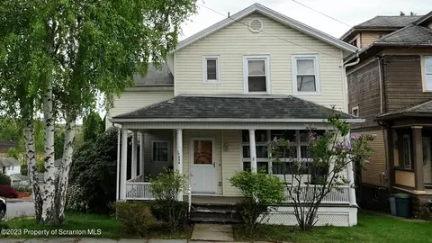 336 Cherry St, Dunmore, PA 18512